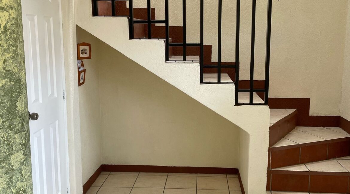CASA EN VENTA EN CASA GRANDE Km. 10 RUTA AL ATLANTICO