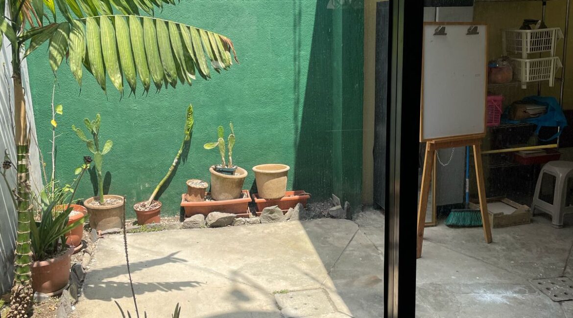 CASA EN VENTA EN CASA GRANDE Km. 10 RUTA AL ATLANTICO