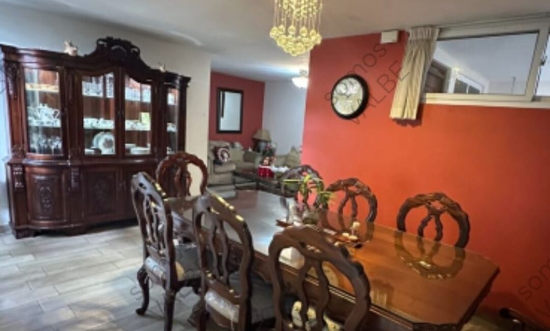 Casa en Residenciales Atlantida zona18