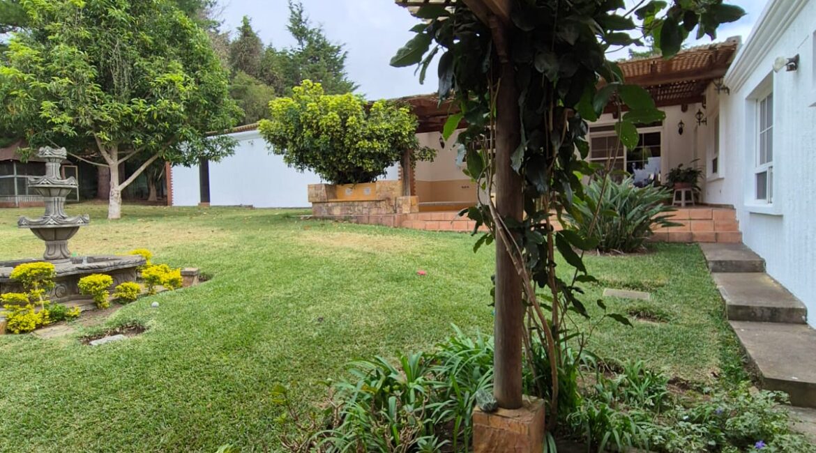 CASA EN VENTA CASA & CAMPO FRAIJANES