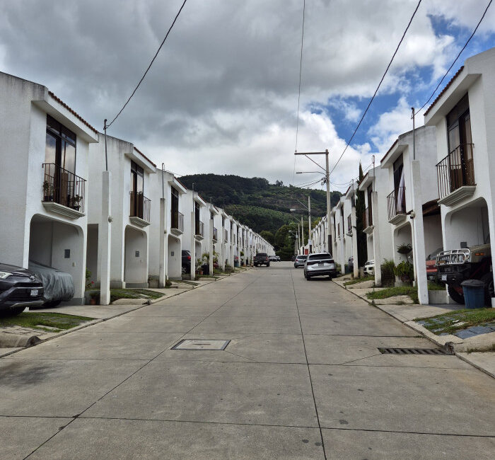 Venta Casa en San Lucas Sacatepequez