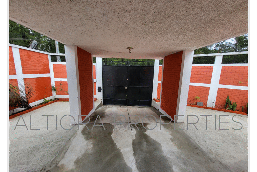 CASA EN VENTA ANILLO PERIFERICO ZONA 11