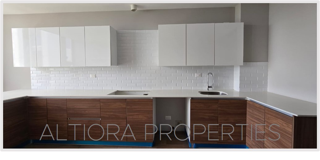 CASA EN VENTA ZONA 16