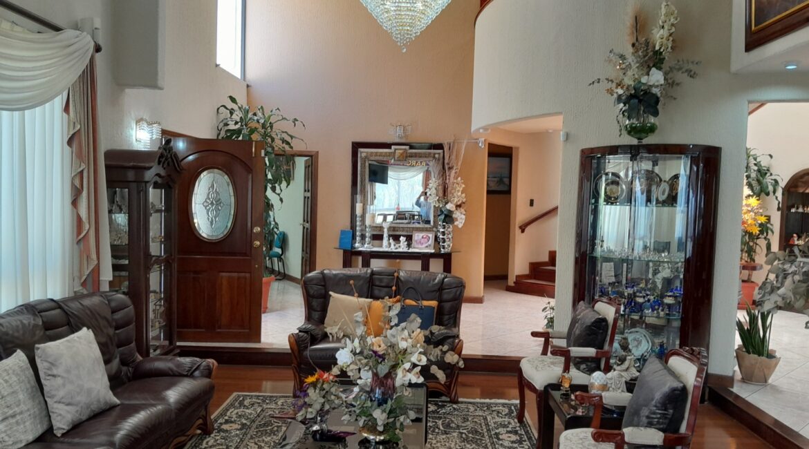 CASA EN VENTA EN VILAVERDE1 KM 20.5 CAES INGRESO FRAIJANES