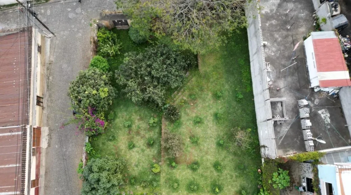 SAN JUAN EL OBISPO / Terreno en Venta , Antigua