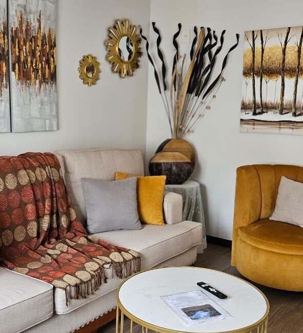 CASA AMUEBLADA EN RENTA A 20 MINUTOS DE ANTIGUA