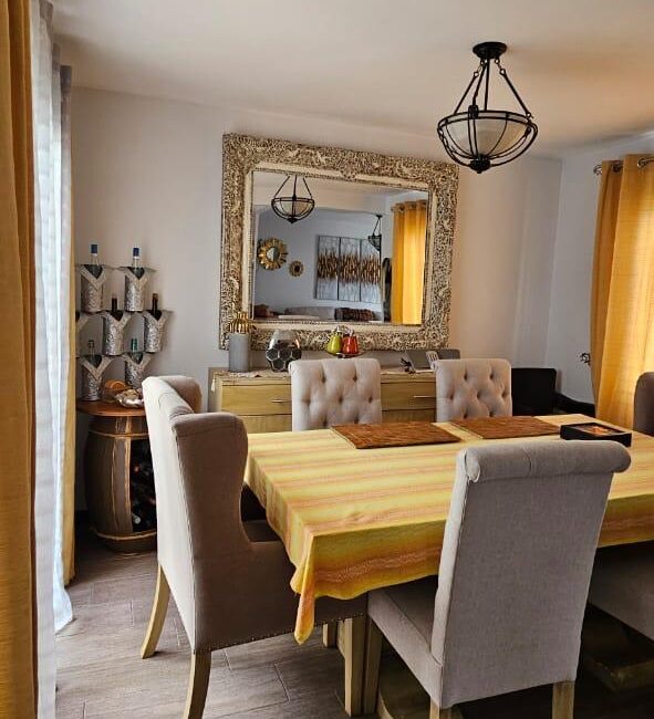 CASA AMUEBLADA EN RENTA A 20 MINUTOS DE ANTIGUA