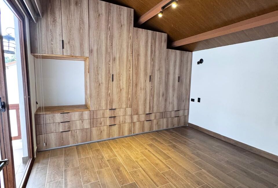 SE RENTA VILLA EN SAN PEDRO EL ALTO ANTIGUA GUATEMALA