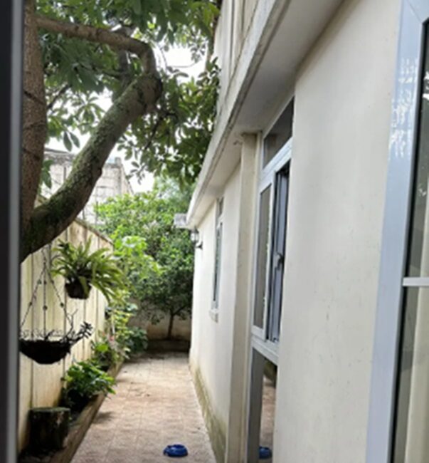 Vendo Casa en Residenciales Atlántida zona 18