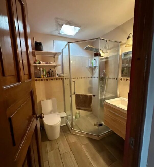 Vendo Casa en Residenciales Atlántida Zona 18