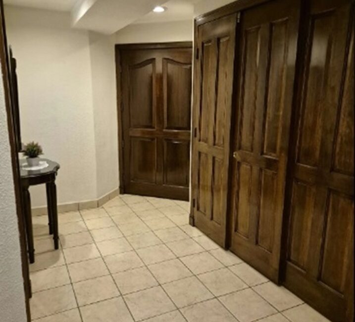 Apartamento Amueblado en Renta zona 14 Cercano a Europlaza